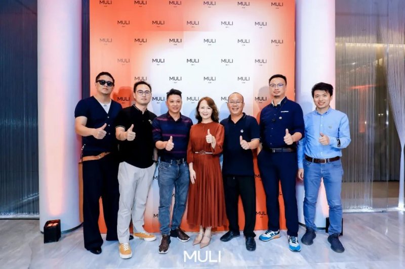 木里木外定制杭州旗舰店正式启幕_6